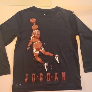 YM (10-12) dri-fit air Jordan long sleeve shirt